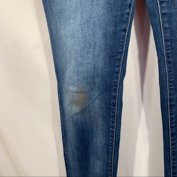 Levi’s Women’s Size 30 (10) Signature Modern Slim Cuffed - Picture 6 of 6